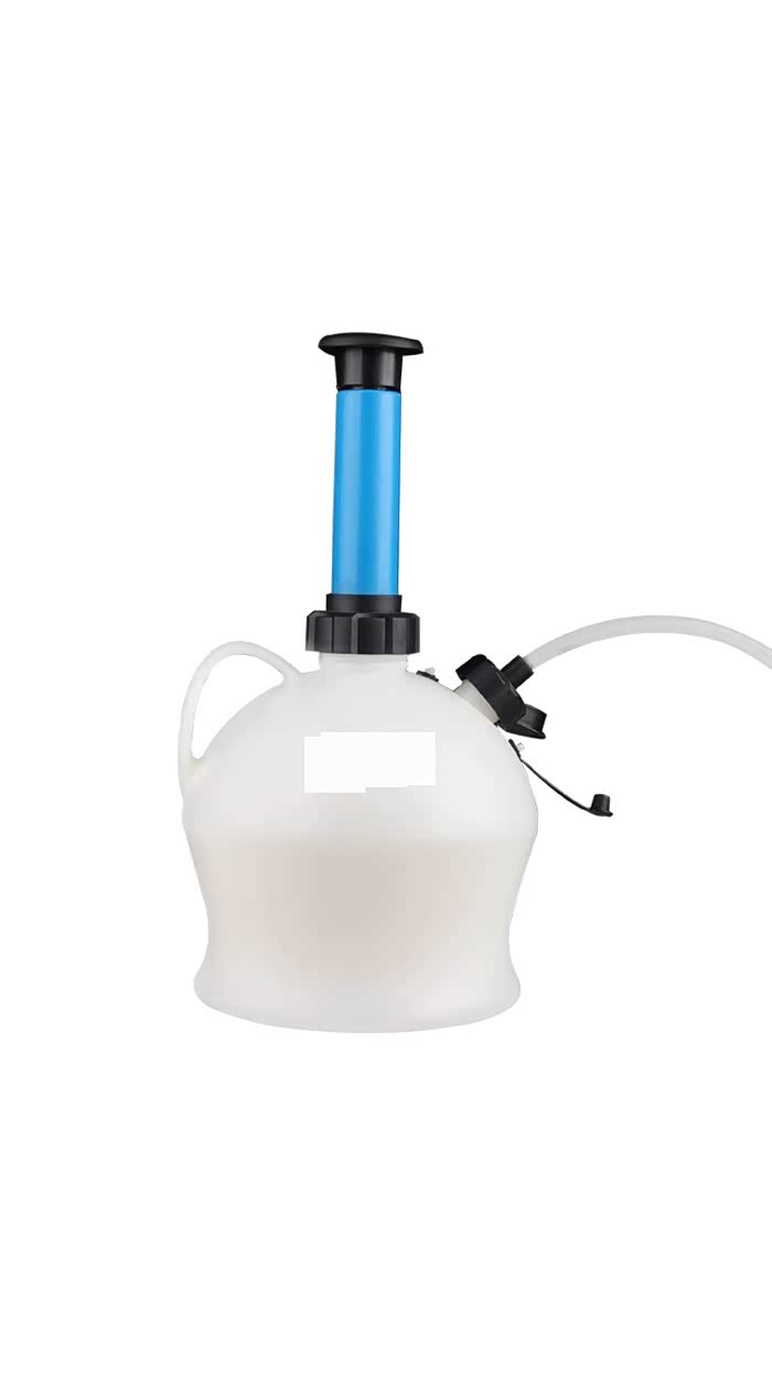 今天抽机油,发现只能抽出来一升,没办法啊,退货.这抽机油机器