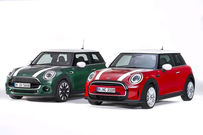 mini的小车子,各种各样的颜色,我比较喜欢浅黄色的.