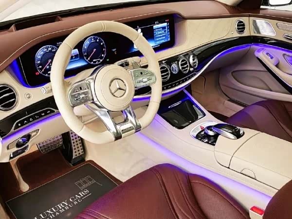 奔驰amg s63,内饰太豪华了