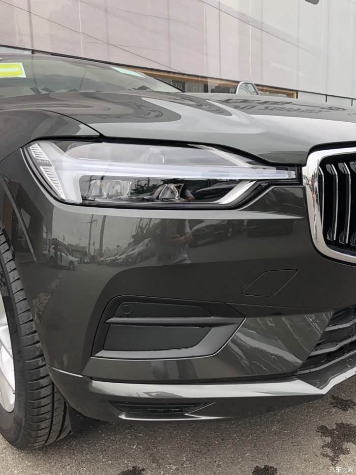 沃尔沃xc60松林灰提车作业