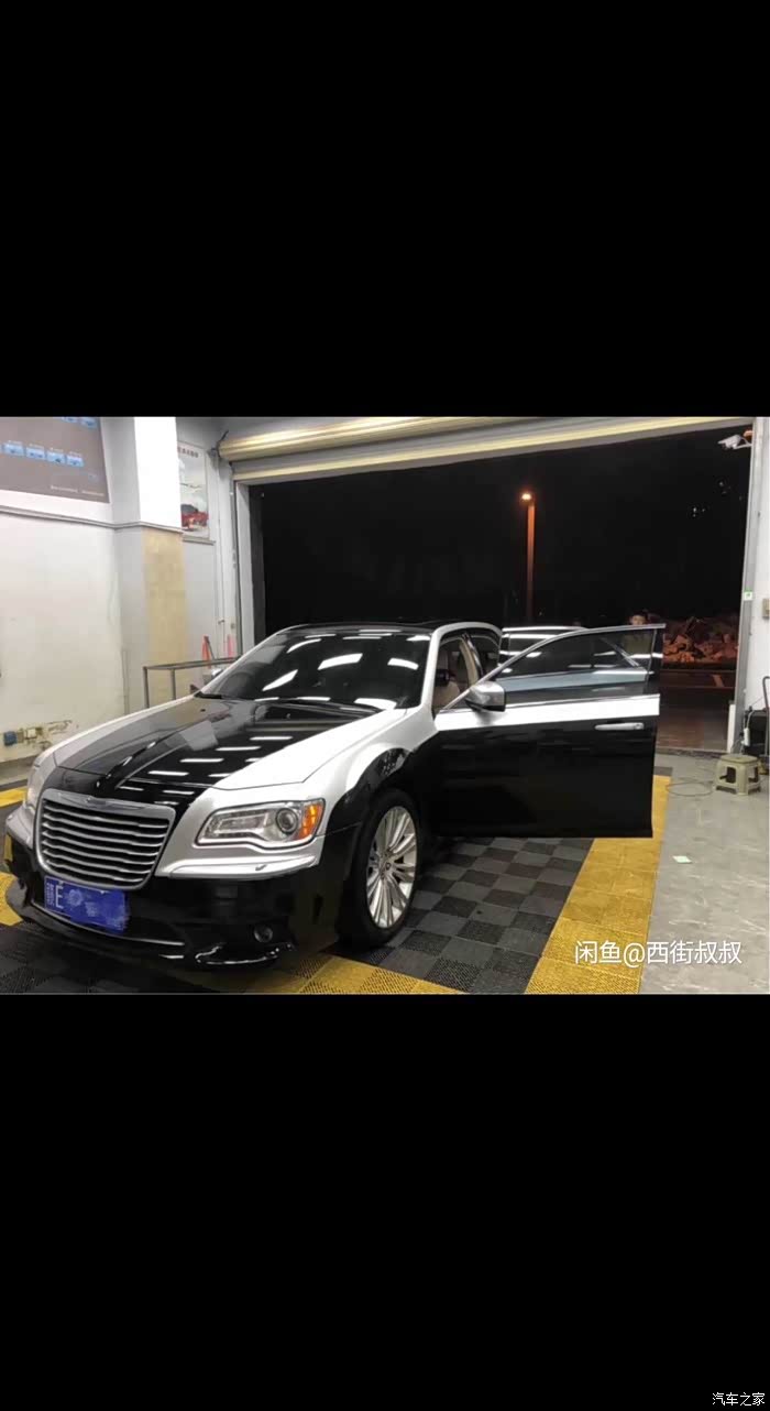 3159 | 回复: 11 克莱斯勒300c论坛 前几个月见一兄台发的车身双拼改