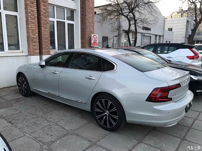 s90b5至远豪华选什么颜色最好看