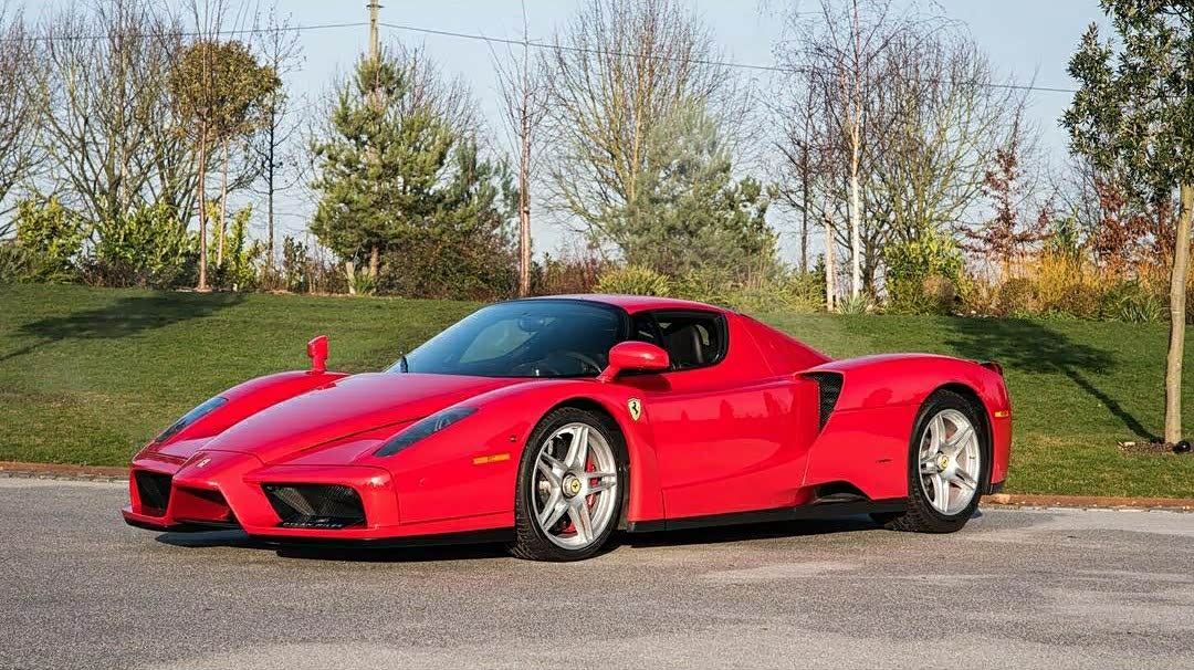 2002款法拉利enzo60升v12引擎650马力