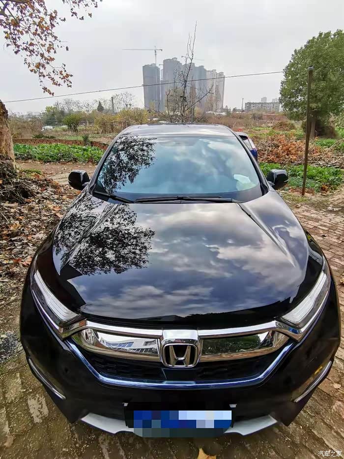 谁有黑色本田crv的高清手机壁纸啊