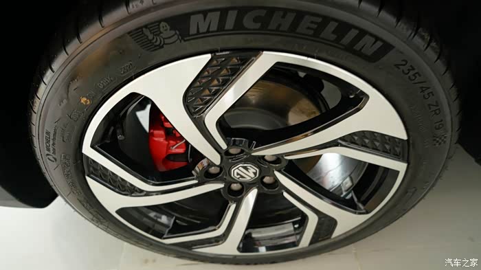 名爵这个大轮毂真的特别好看