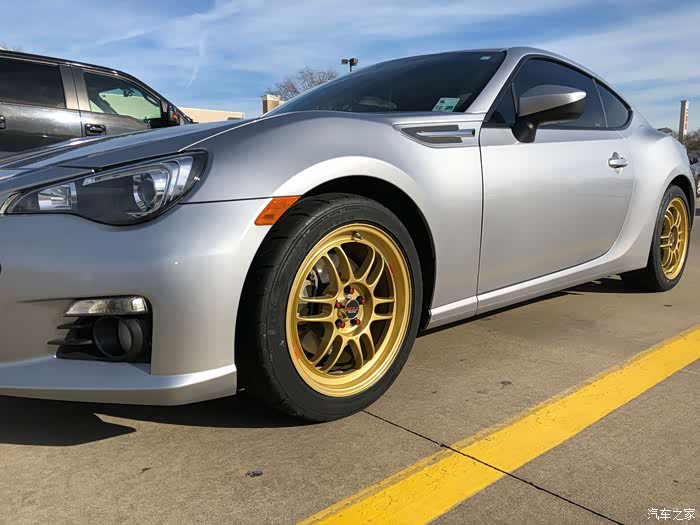 换了enkeirpf1的轮圈不过有点小问题