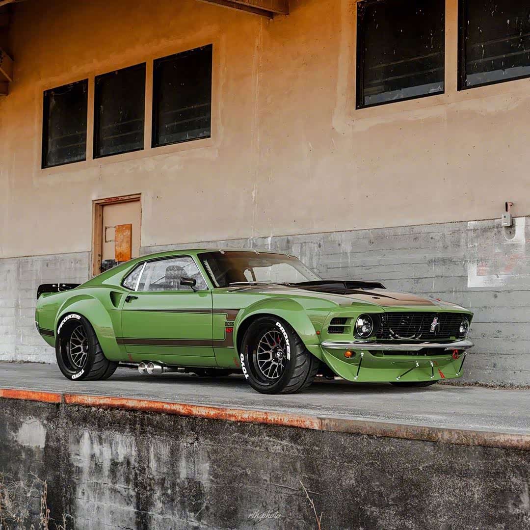 经典车之一匹老野马