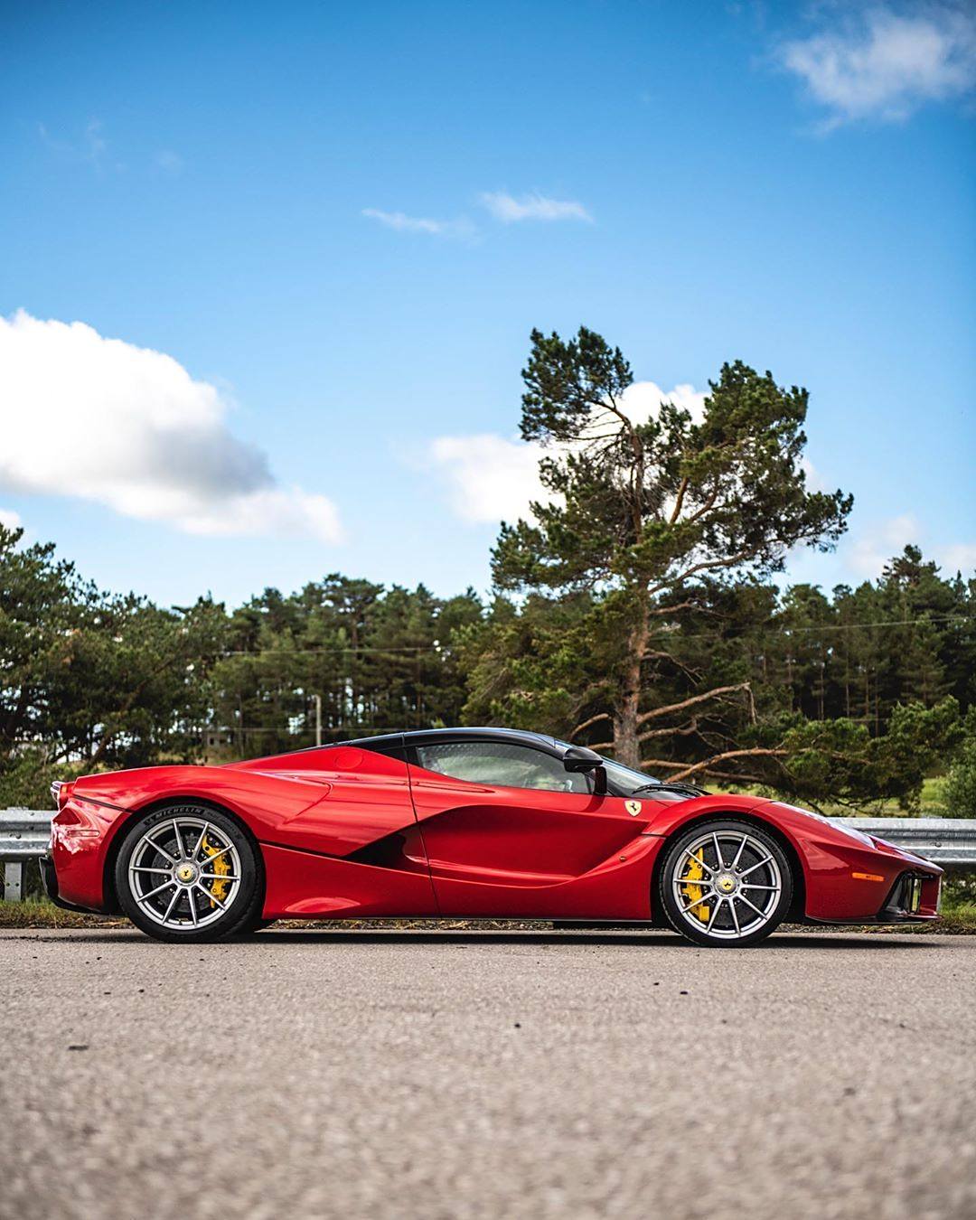 法拉利 laferrari