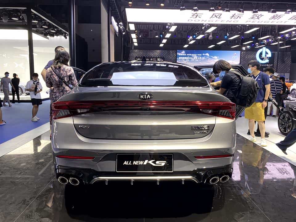 【图】成都车展偶遇全新k5,帅气十足_起亚k5论坛_汽车之家论坛