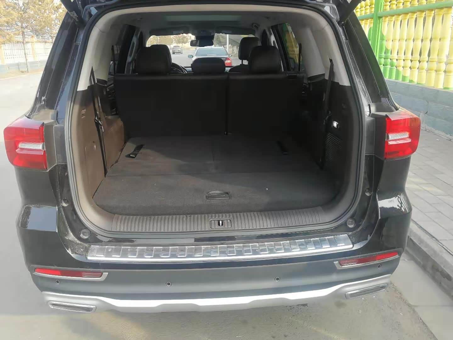 感受超大后备箱