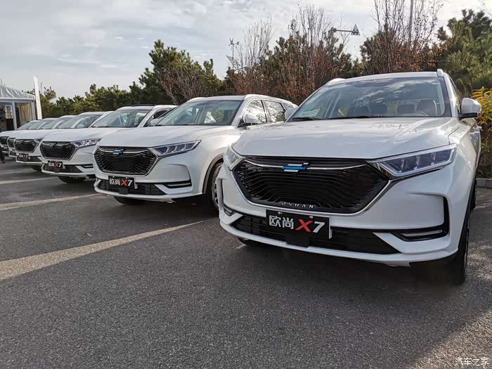 不负秋日好时光终于试驾了欧尚x7