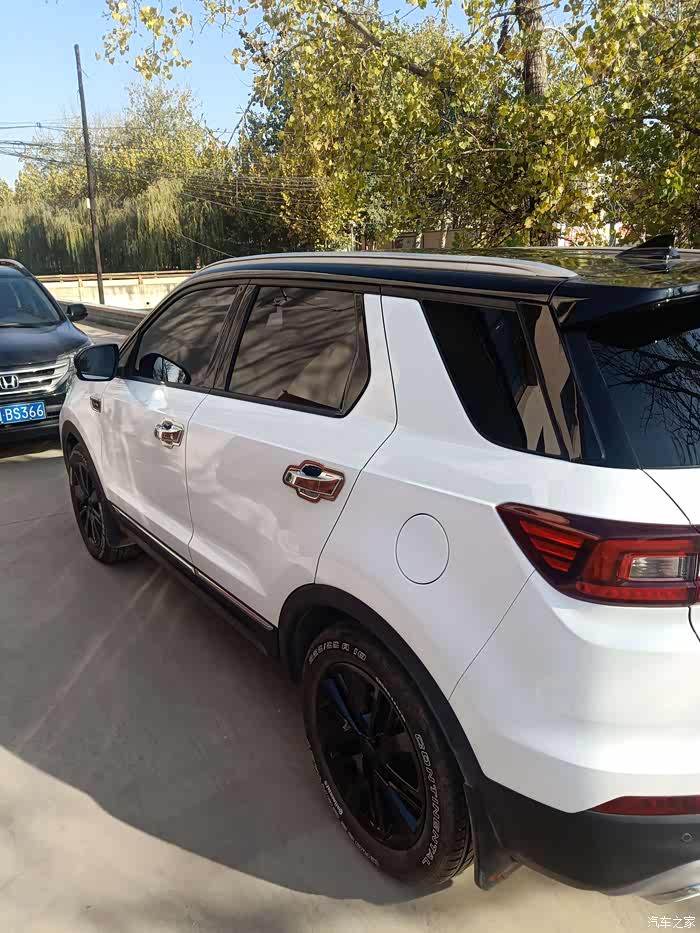 【图】有没有55白车顶贴黑膜的_长安cs55论坛_汽车之家论坛