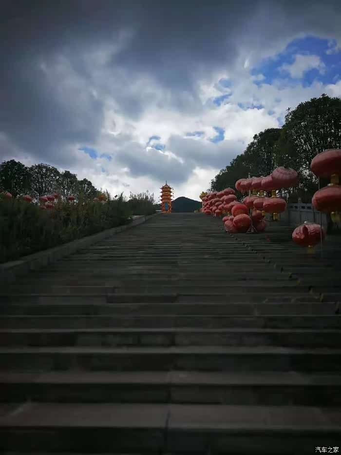 探访云深雾重的阳宝山莲花寺遗址群