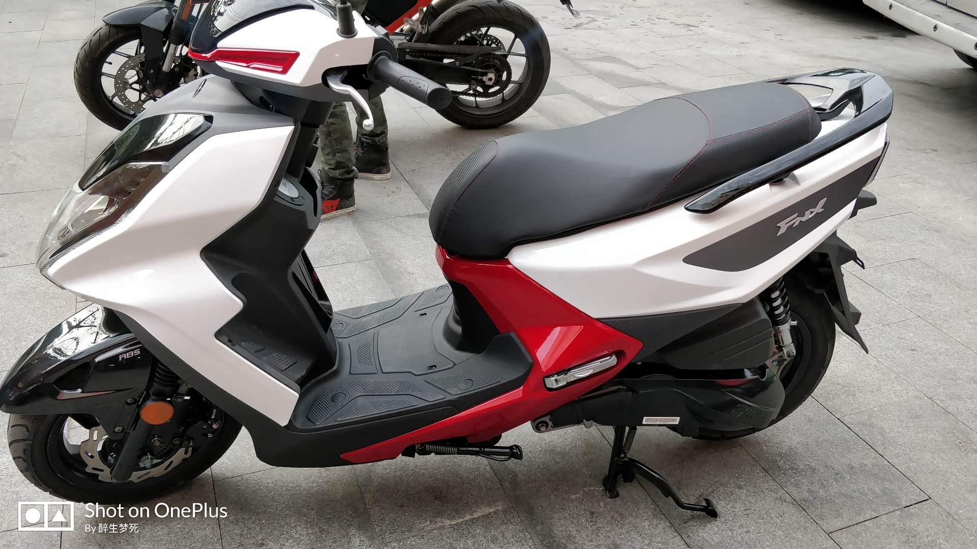 厦杏三阳的fnx150只是个外壳看看台版什么样子和评价