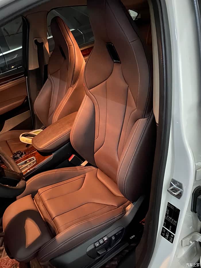 【图】老款x4 换装运动版桶形座椅_宝马x4论坛_汽车之家论坛