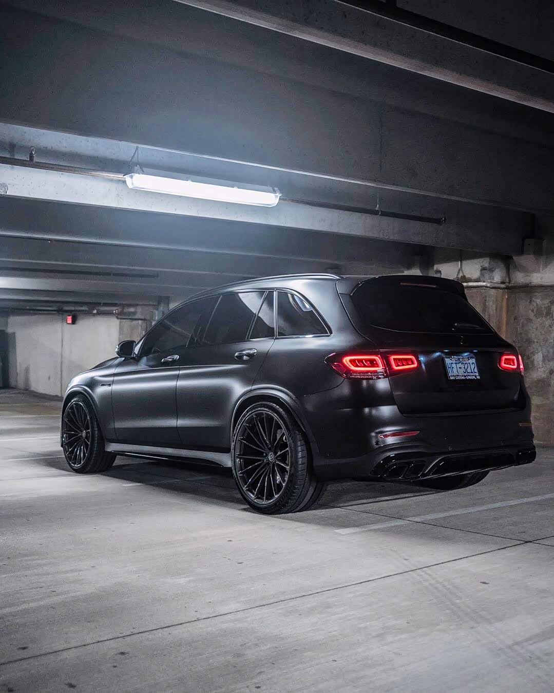 mercedesamgglc63帅气十足的黑武士