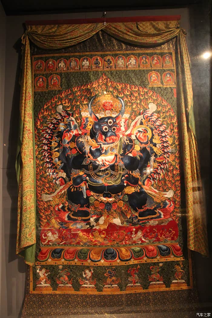 独雄大威德缂丝唐卡,文殊菩萨忿怒像.