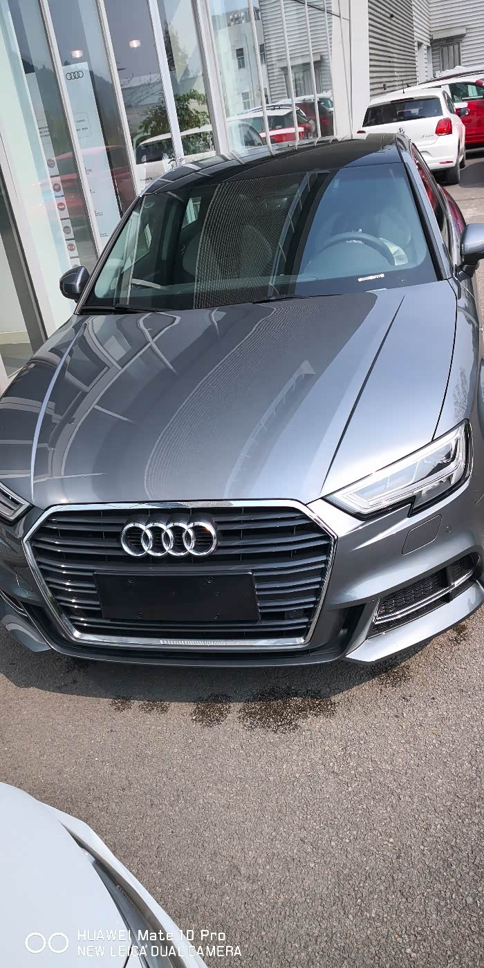 奥迪a3,1.4t运动版季风灰提车作业