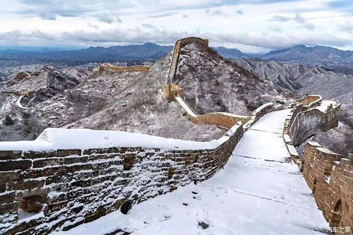 探歌与雪景美如画金山岭长城雪后变身冰雪童话世界