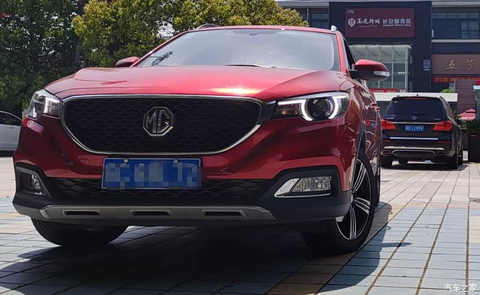 车友会] 买车必买全景天窗~名爵zs17年的时候全景天窗只有中高配才有