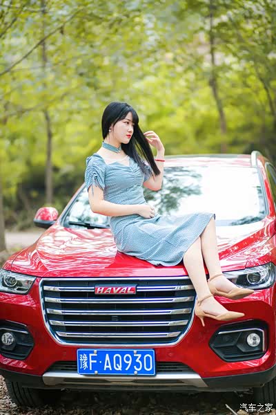 【car卡有范】御姐范儿的美女老师,偏偏喜欢硬派的小越野哈佛h4_哈弗