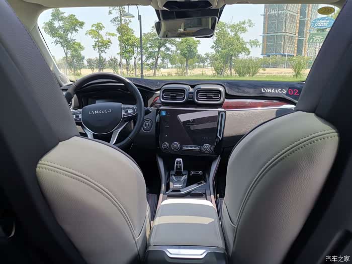 破晓骑士领克02高能紫pro提车作业