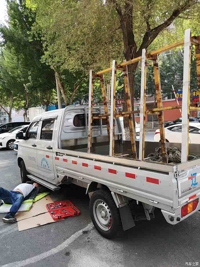 沈阳第一台五菱荣光新卡 1.5双排提车上牌改装