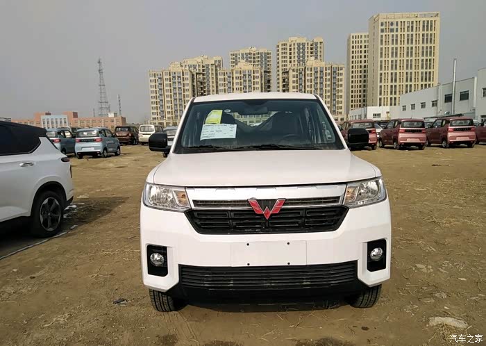 五菱宏光皮卡来了生活的好帮手