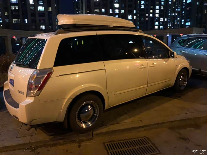 06贵士小改动颜值外表从轮毂行李架开始