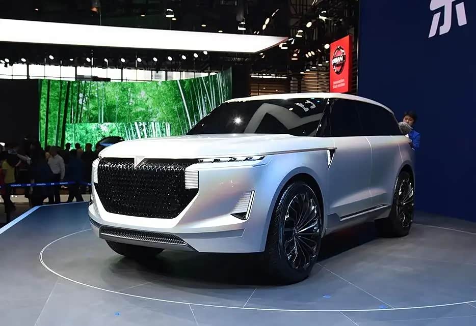 东风启辰the x在外观设计上辨识度非常高!