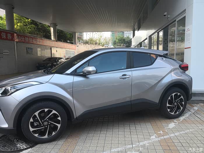 见过奕泽实车的大神们,奕泽白色效果怎么样?