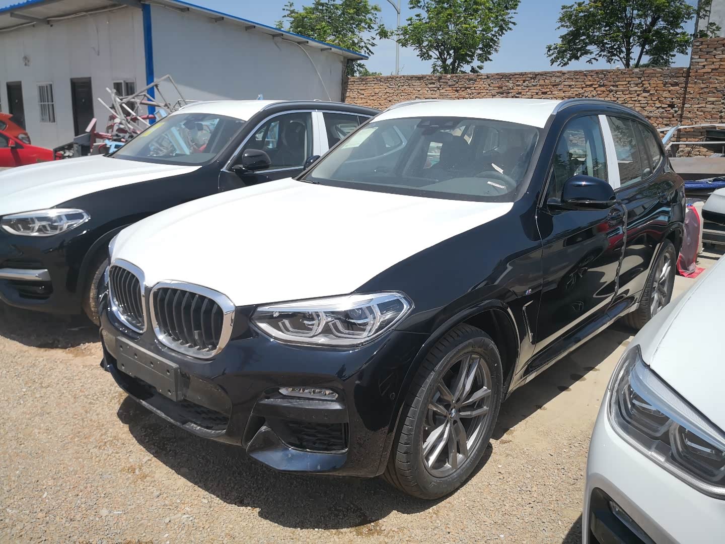 宝马炭黑宝石青 宝马炭黑 宝马宝石青 宝马炭黑和宝石青