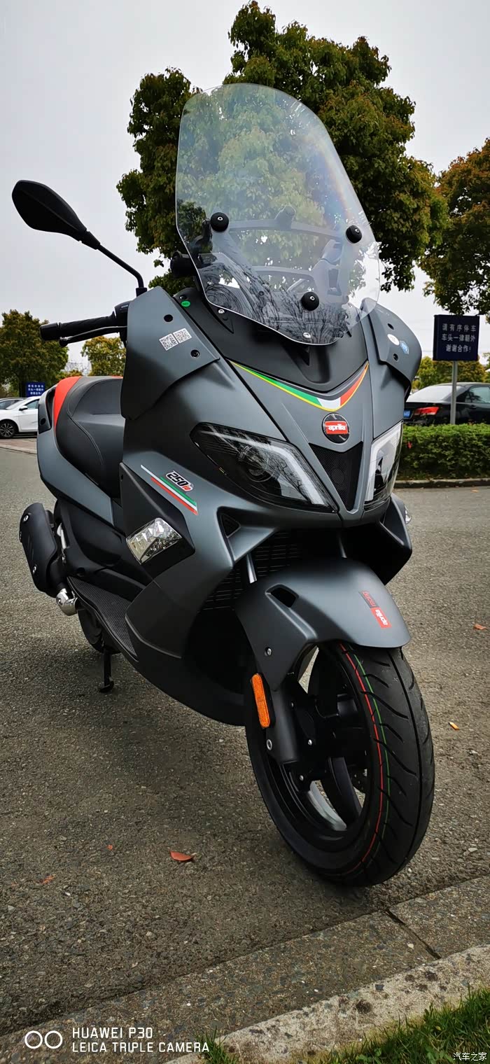 【图】新欢阿普利亚sr250与旧爱安东尼斯_摩托车论坛_汽车之家论坛