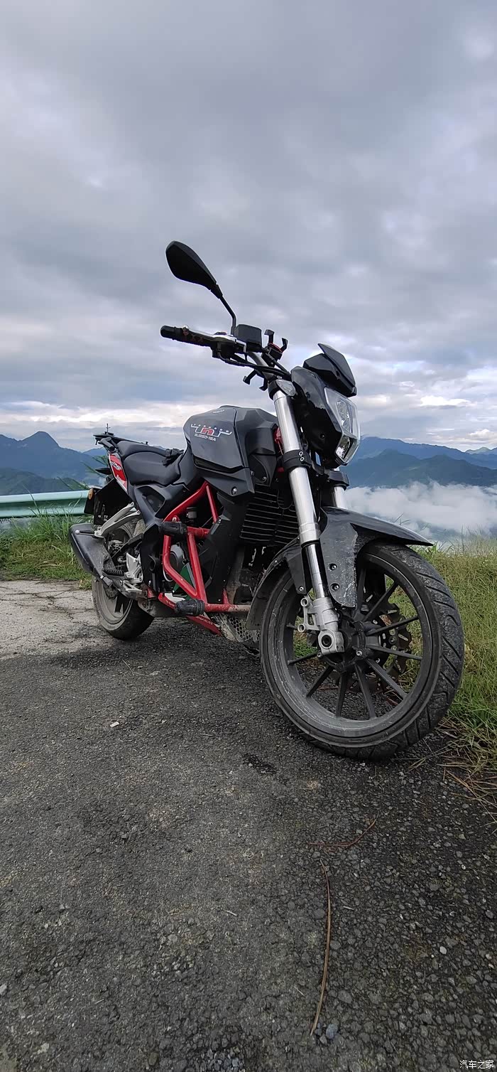 【图】出18年的小黄龙250tnt(贵州境内)_贝纳利摩托车论坛_汽车之家