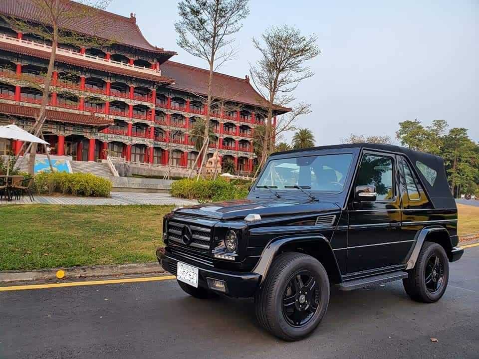 台湾车友收藏的奔驰老款大g短轴版,这气场强大.