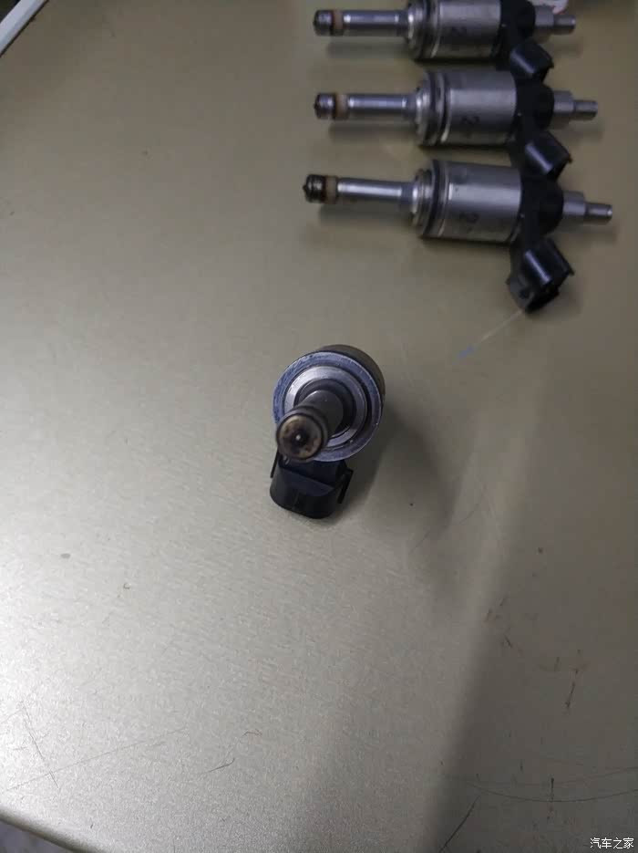 【图】新汉兰达2.0t发动机8万公里自费近万元更换高压喷油嘴!