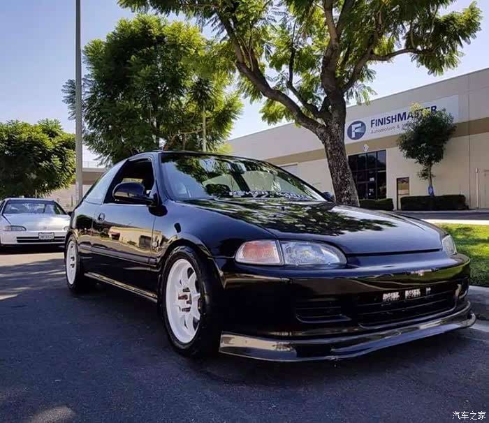 黑色五代本田思域egsi干干净净的性能范儿精神小伙