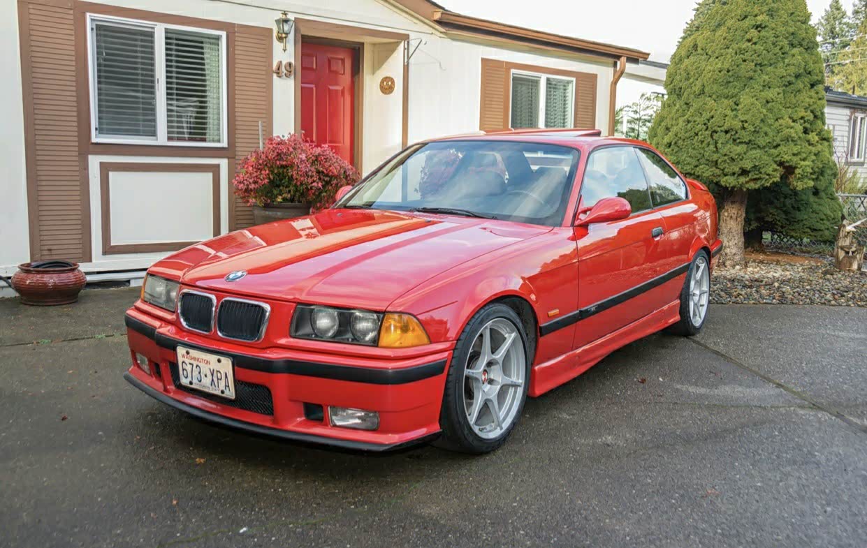 宝马e36代m3使用直列6缸发动机