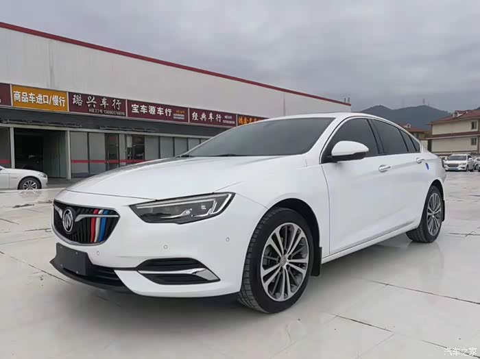 二手18年5月上牌的君威28t尊贵版