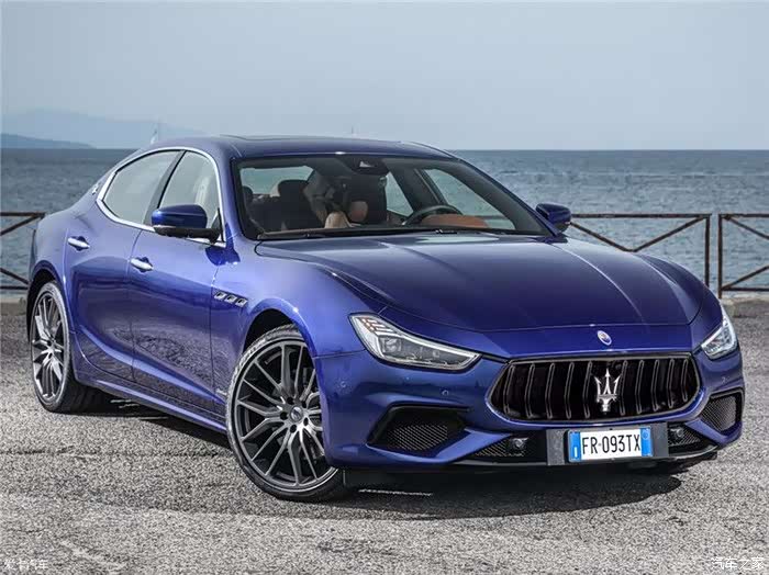 玛莎拉蒂ghibli亮黑双杆镜面标中网,走向黑武士的第一步.