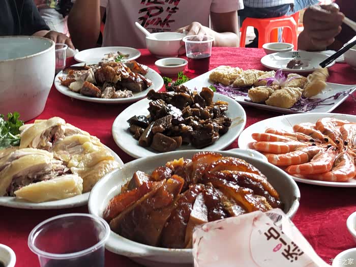 堂妹新居入伙酒自家张罗酒席才热热闹闹