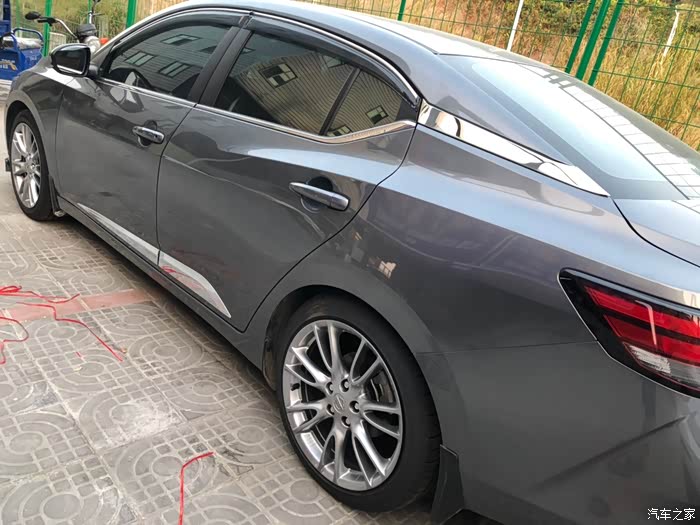 14代轩逸慢慢蜕变换轮毂改喇叭