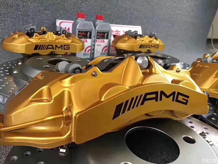 1502 | 回复: 11 奔驰e级论坛 求推荐一款卡钳喷漆要e63s那种古铜金色