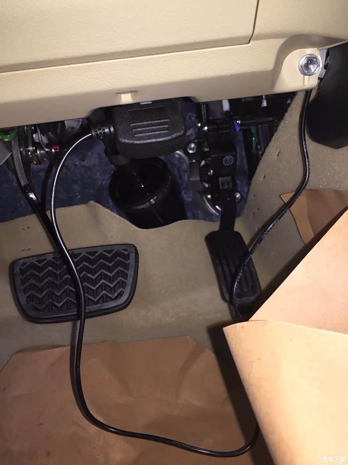 用rav4的屏幕改装上凯美瑞凯美瑞大屏低配升高配就是这么简单