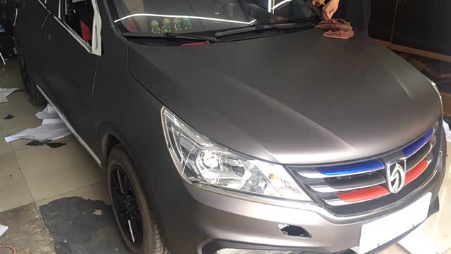 【图】全车改色作业_宝骏310论坛_汽车之家论坛