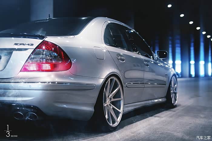 一年多以前的拍摄作品稀有产物benze63w211