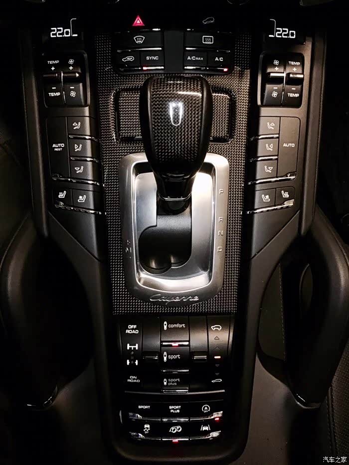 保时捷卡宴铂金版不能选运动组件吗?