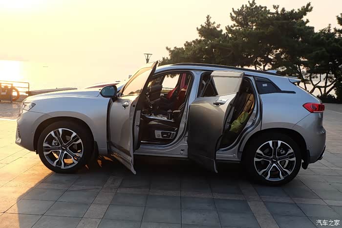 长城wey奔驰gle大片来袭青岛美拍八大关与小青岛篇