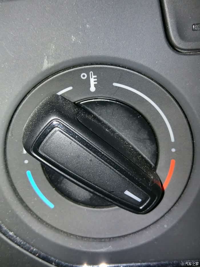6自动舒适型空调暖风怎么开?