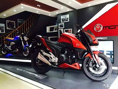 重量级摩瑞mt400跳跃性车身线条式座椅